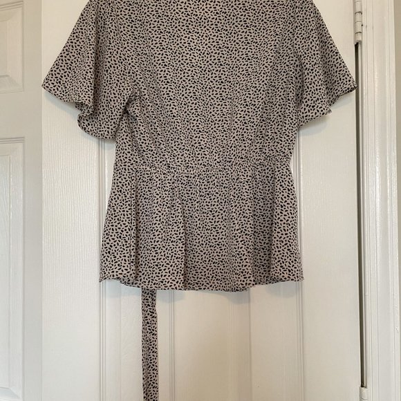 Monteau Blouse - Picture 2 of 4